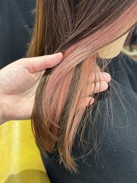 ヘアーリビングリコ 新潟笹口店(hair living Liko) インナーカラー×コーラルピンク