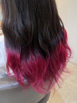 エクリュ 千葉(ecru)&nbsp;裾カラー/毛先カラー/ビビッドピンク/派手カラー/ケアブリーチ