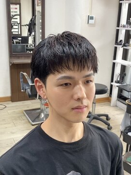 アイヴィー 池袋(IVY) 韓国風の眉上ショートマッシュ[メンズ/池袋東口駅前]