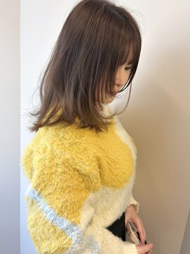 顔まわりレイヤーカット×ラベンダーグレージュ☆