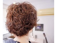 アトリエ フル(atelier furu)の雰囲気（白髪が気になりにくいパーマ（癖毛）ヘアスタイル）