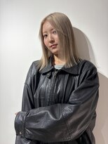 シェーン 仙台駅広瀬通店(schon)&nbsp;ホワイトベージュ