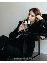 【ロアーザオイル】髪に香りで記憶に残る、圧倒的な人気の香水系ヘアオイル。[一社/髪質改善]