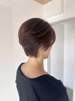 サロン(SALON)&nbsp;ハイライトを活かしたショートスタイル