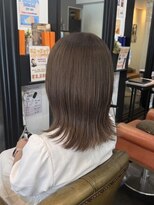アバーブ ギンザ(Above Ginza)&nbsp;グレージュカラー/ミディアムレイヤー20代30代40代50代