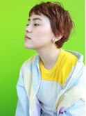 パーマでつくるラフなベリーショート