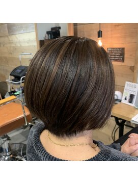 レアヘアー(Le'a hair) 前下がりショート