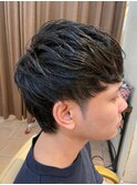 おでこ広い人でも似合う髪型