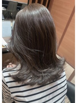 ノイズ オオサカ(NOISM) 【韓国風】グレージュカラー　レイヤーボブ