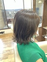 マヤ 竜王店(MYA)&nbsp;オリーブ×ミディアムレイヤーボブ