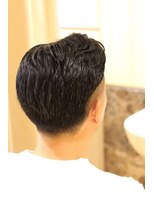 ヘアーモードキクチ 日本橋三越前店 ツーブロック センターパート