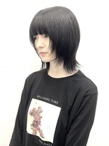 ココ 原宿(KOKO)&nbsp;黒髪小顔クラゲヘアーオリーブグレーココアベージュウルフカット
