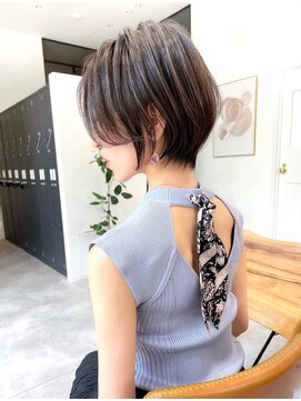 ビュートヨナカ(VIEW TOYONAKA) 丸みくびれショート/脱白髪染め/白髪ぼかし/髪質改善/ハイライト