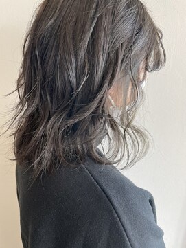 アウリィ(Aulii) マットアッシュ×コテ巻き