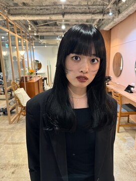 セーヌアワー(CEINE OUR) 顔回りレイヤー髪質改善前髪黒髪ブルーブラック韓国三軒茶屋