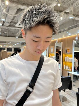 ルースト 渋谷店(ROOST) ツイストホワイトハイライト