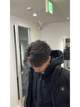 イーラ アメ村店(era) フェザーパーマ