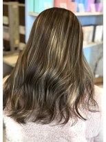 エテバイリリア(ete by LILIA.) ハイライト