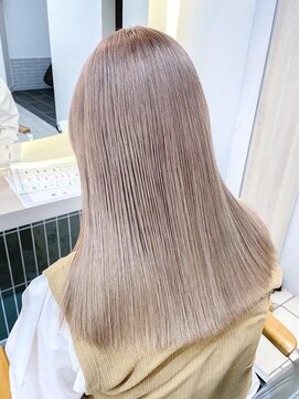 テトラ バイ ネオリーブ 横浜西口店(tetra by neolive) ミルクティーベージュブリーチハイトーン髪質改善N