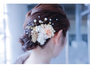 シーズンズ(SEASONS)の写真/早朝受付◎時間により料金が異なるため、お電話にてお問い合わせください!プロのセットで可愛いをキープ!