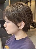 調布イルミナカラーマッシュショートミルクティーベージュカラー
