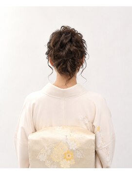 バポス ヘアサロン (BAPOS Hair Salon) フワフワ系の和風アップスタイル
