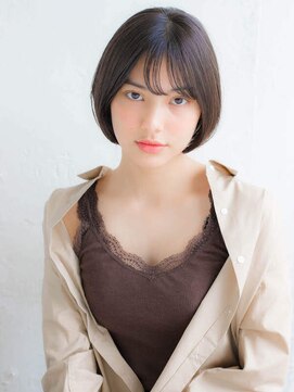 ルティア(Lutia) シースルーバング 似合わせボブ