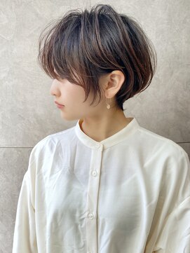 アヴァロン(AVALON) 【mag】絶壁解消!大人ひし形ショートボブ/30代/40代【中村】