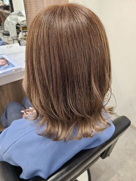 エイト 博多店(EIGHT hakata) キャラメルベージュ