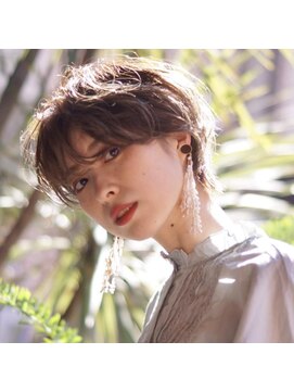 アトリエ フェム(atelier.fem) 柔らかいシルエットのショートパーマスタイル