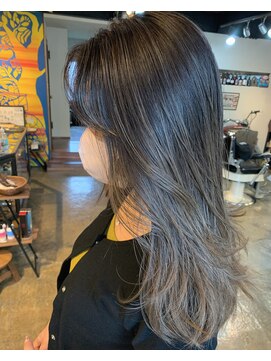 アントルポ(entrepot) 細ハイライト　バレイヤージュ風