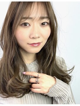 ステラ(STeLLa) 40代50代大人リラックススタイル【近藤】