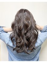 オリジンズヘアーセカンド 守谷店(Origins hair 2nd)&nbsp;シルバー系グレージュカラー×BYKARTE TR