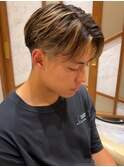 メンズセンターパート×刈り上げ