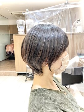 アッシュ 大泉学園店(Ash) 首が綺麗に見えるショートスタイル【Ash大泉学園　横山】