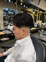 ビンゴ(BINGO)&nbsp;2273黒髪ビジネスサイドパート刈り上げスキンフェードバーバー