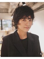 ネイビー(nvy)&nbsp;ラフを味方にする大人パーマ