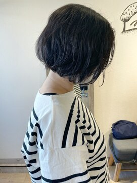 メルト 吉祥寺(melt) 【高塚栞里】小顔大人ボブ ミニボブ ニュアンスパーマ 20代30代