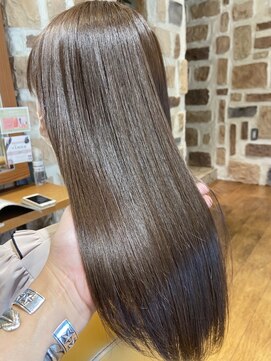 オッジ 六本松店(oggi) ロブ+グレージュ×酸熱トリートメント