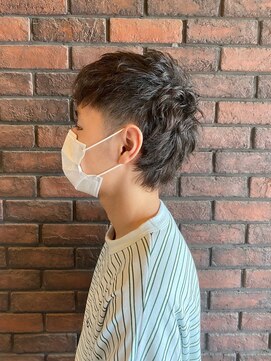ノーブルヘアー(NOBLE HAIR) フェザーバック