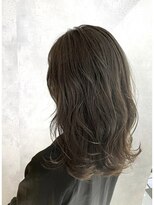 アイディール(:ideal)&nbsp;20代30代40代☆赤みの強い方でも、艶のあるグレージュで透明感UP