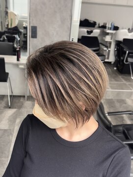 レディアル 大宮(REDEAL ope.) 【白髪手術】　筋感　バレイヤージュ　白髪ぼかし