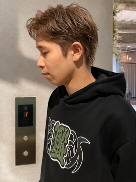 ディッセンバー 渋谷(December) メンズ/マッシュ/短髪/ハイトーン/ミルクティーベージュ