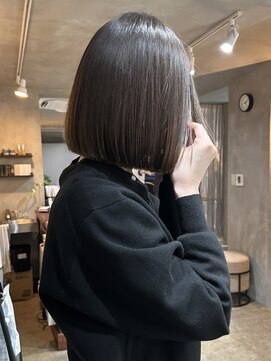 オリ('Oli) ぱつんとbob×髪質改善ストレート