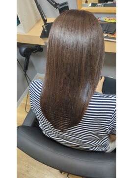 スリーク バイ ロイ 円町本店(sleek by roy) 髪質改善トリートメントたっぷりカラー