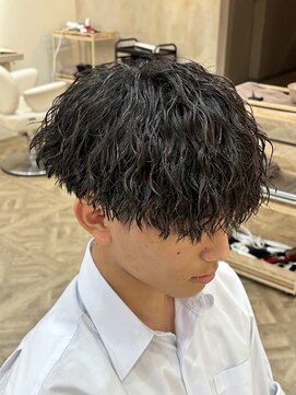 ラヴィズム 名駅店(LUVISM) 名古屋/メンズカット/メンズパーマ/眉毛/ツイストスパイラル