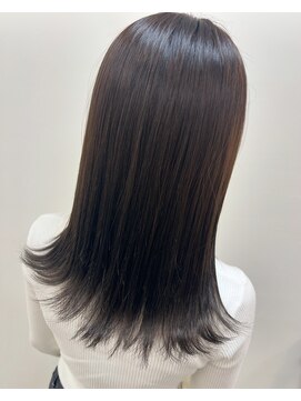 アールモンドヘア新世界 【北見】#レイヤースタイル#キラ水カラー#グレージュ