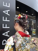 ルネッサンスヘアー ラファエロ(RAFFAELLO)&nbsp;振袖ヘア　編みおろしポニー