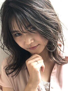 カポック 茗荷谷(KAPOK) ミディアムレイヤー/外ハネ/クビレレイヤー 【kapok 茗荷谷】