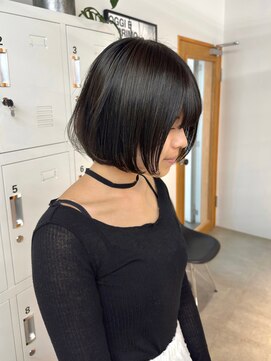 ミーナ バイ アーバン(Meena by urban.) 【Meenaハザマ】伸ばし中におススメ☆レイヤーボブ